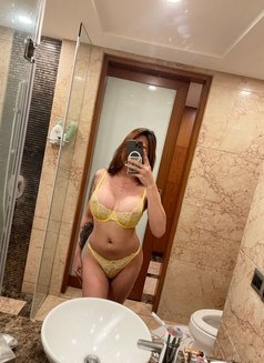 LUCY ( camshow only) - Acompañantes transexual in New Delhi Photo 1 of 16