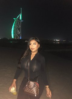 Asian Nikita Vee - Transsexual escort in Dubai Photo 19 of 20