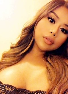 Asian Nikita Vee - Transsexual escort in Dubai Photo 5 of 20