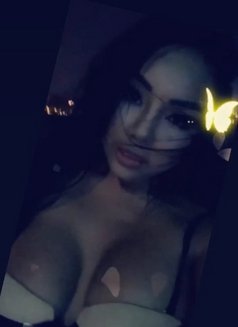 Asian Sex Bomb Nabamby ✔ - puta in Dubai Photo 9 of 11