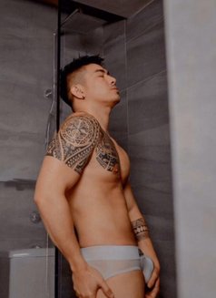 Asian Sexperience - Acompañantes masculino in Nonthaburi Photo 2 of 4