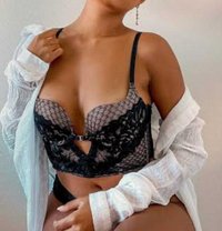 Asian Silk Mistress - escort in Malta