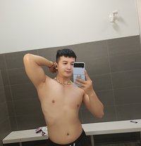 Asian Smooth - Acompañantes masculino in Bangkok