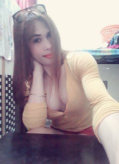 Asian Top - Transsexual escort in Abu Dhabi Photo 2 of 7