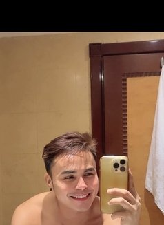 High Class FuckerXxx - Male escort in Manila Photo 23 of 27