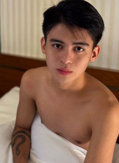 ASIAN TWINK - Acompañantes masculino in Bangkok Photo 8 of 12