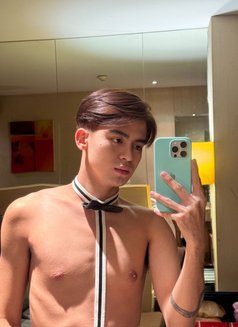 ASIAN TWINK - Acompañantes masculino in Bangkok Photo 11 of 12