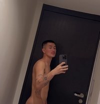 JAPANESE BOY BIGDICK 🇯🇵 - Male escort in Bangkok