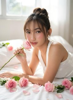 AsianBabygurl_Sofia🪷 - Transsexual escort in Manila Photo 12 of 13