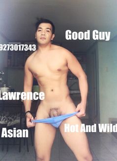 Asianmanhunk - Acompañantes masculino in Manila Photo 1 of 12