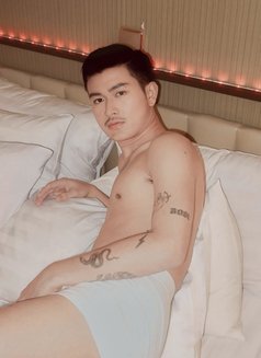 AsianMixed_Stoner For U 🧊 - Male escort in Bangkok Photo 7 of 8