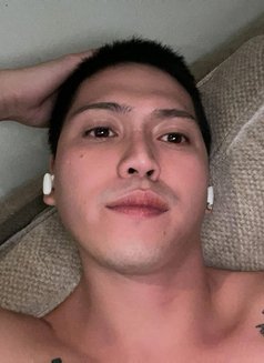 AsianSmooth4You - Acompañantes masculino in Doha Photo 6 of 6