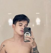 AsianSTUD - Male escort in Singapore