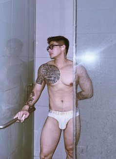 AsianStud_VIP - Male escort in Bangkok Photo 16 of 18