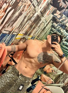AsianStud_VIP - Acompañantes masculino in Hong Kong Photo 13 of 21