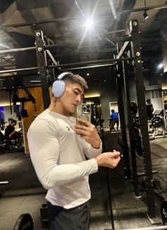 AsianStud_VIP - Acompañantes masculino in Hong Kong Photo 21 of 21