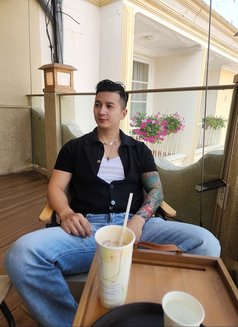 Asiansunshineboy - Male escort in Bangkok Photo 3 of 4