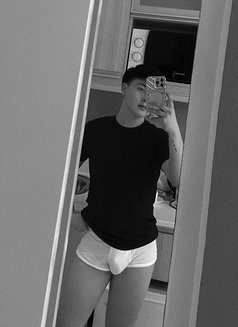 AsianTwink_Model - Male escort in Ho Chi Minh City Photo 9 of 12