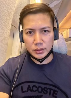 Asianversa - Male escort in London Photo 1 of 3