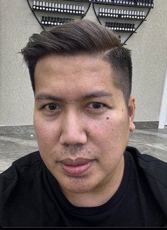 Asianversa - Male escort in London Photo 4 of 4