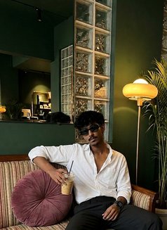 Asif - Acompañantes masculino in Kolkata Photo 3 of 4