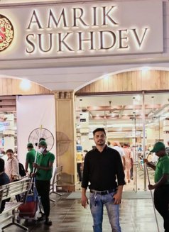 Asif Khan - masseur in New Delhi Photo 5 of 7