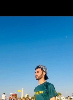 Asksafi - Male adult performer in Ajmān Photo 10 of 20