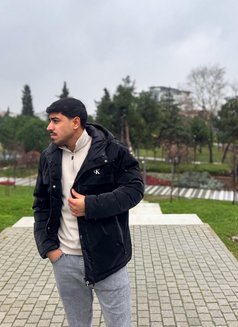 Aslan - Male escort in İstanbul Photo 3 of 6