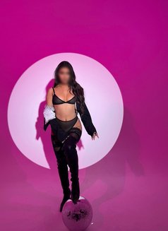 Asli - escort in Dubai Photo 5 of 22