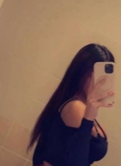 Asma new arrived - escort in Muscat Photo 1 of 7