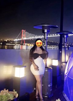 Asma new vip - escort in Muscat Photo 4 of 8