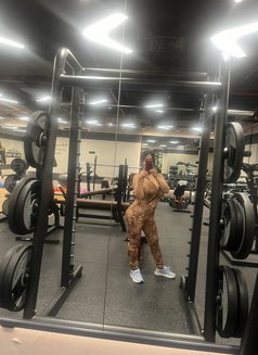 Asman - escort in Muscat Photo 3 of 5