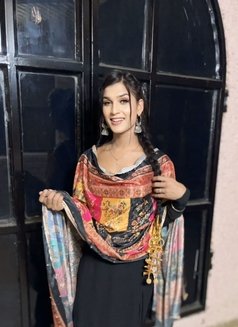 Asmee - Acompañantes transexual in New Delhi Photo 1 of 9