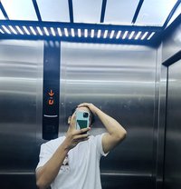 Asmi - Male escort in Muscat