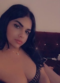 Assal - Transsexual escort in Beirut Photo 15 of 29