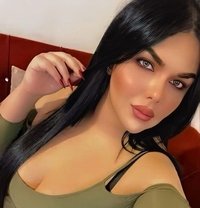 Assal - Transsexual escort in Beirut Photo 27 of 30