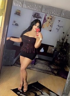 Assal - Transsexual escort in Beirut Photo 23 of 24