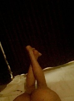 Asseel - Transsexual escort in Al Manama Photo 6 of 10