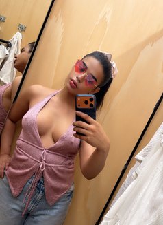 Asseel - Transsexual escort in Al Manama Photo 9 of 9