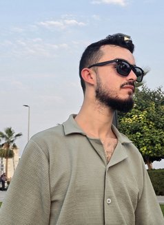 Asser - Male escort in Sharjah Photo 1 of 1