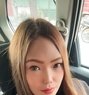 TRANS > 1CELINE TOPS - Transsexual escort in Manila Photo 1 of 17