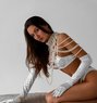 Assidy - puta in Dubai Photo 6 of 6