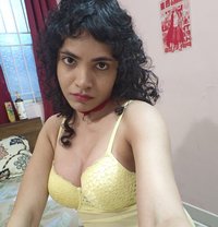 Astoria - Transsexual escort in Bangalore Photo 11 of 11