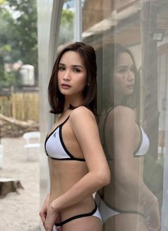 Astrid(GFE) - escort in Manila Photo 9 of 23