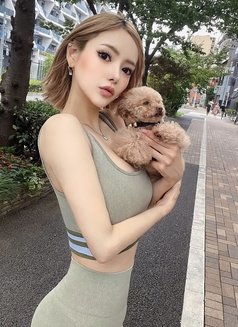 Asuka (Japanese model) - puta in Tokyo Photo 1 of 7