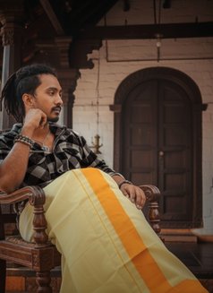 Aswin P S - Acompañantes masculino in New Delhi Photo 6 of 11