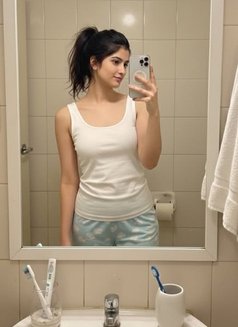 Asya - escort in Mumbai Photo 1 of 1