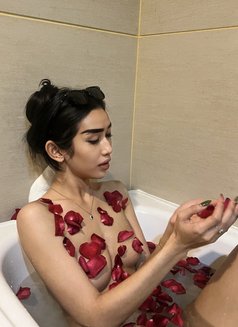 Asya , Like to sucks - puta in Bali Photo 14 of 15