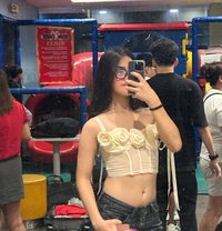 Atasha - Transsexual escort in Manila