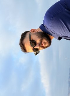 Ateş - Acompañantes masculino in İstanbul Photo 1 of 6